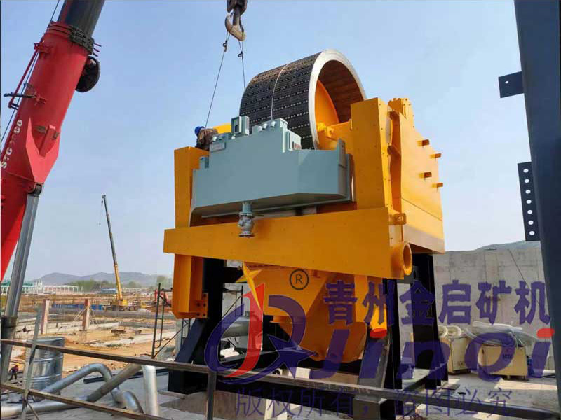 石英砂破碎除铁设备